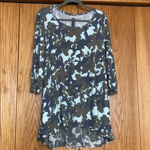 LOGO Printed Knit Top with Hi-Low Hem and Chiffon